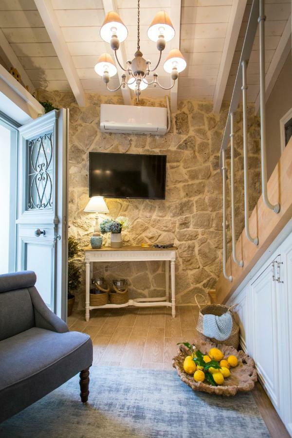 Lianelia Boutique Village House Argyrades Экстерьер фото